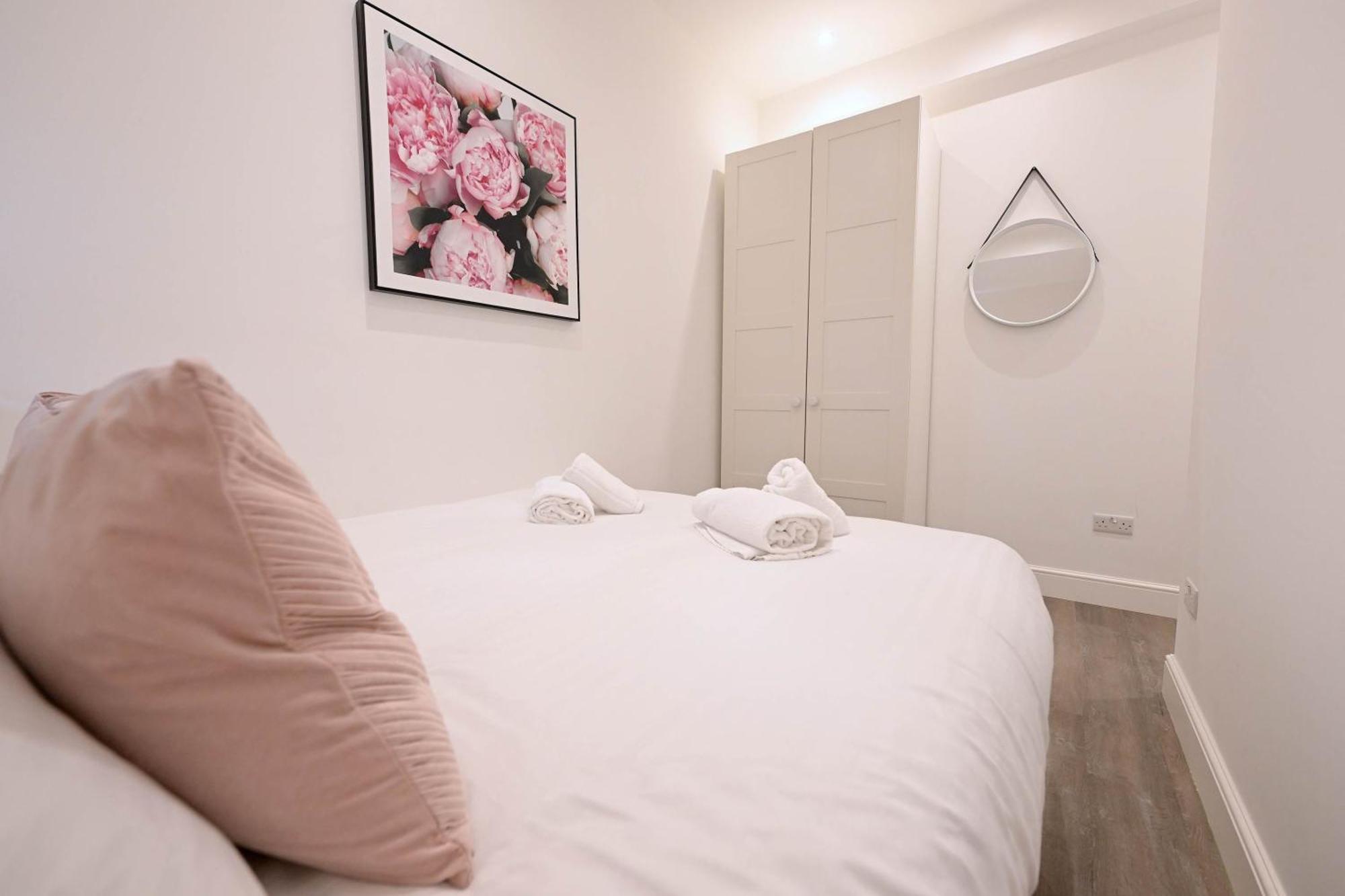 Apartment West Near Station With Parking - 360 Hendon